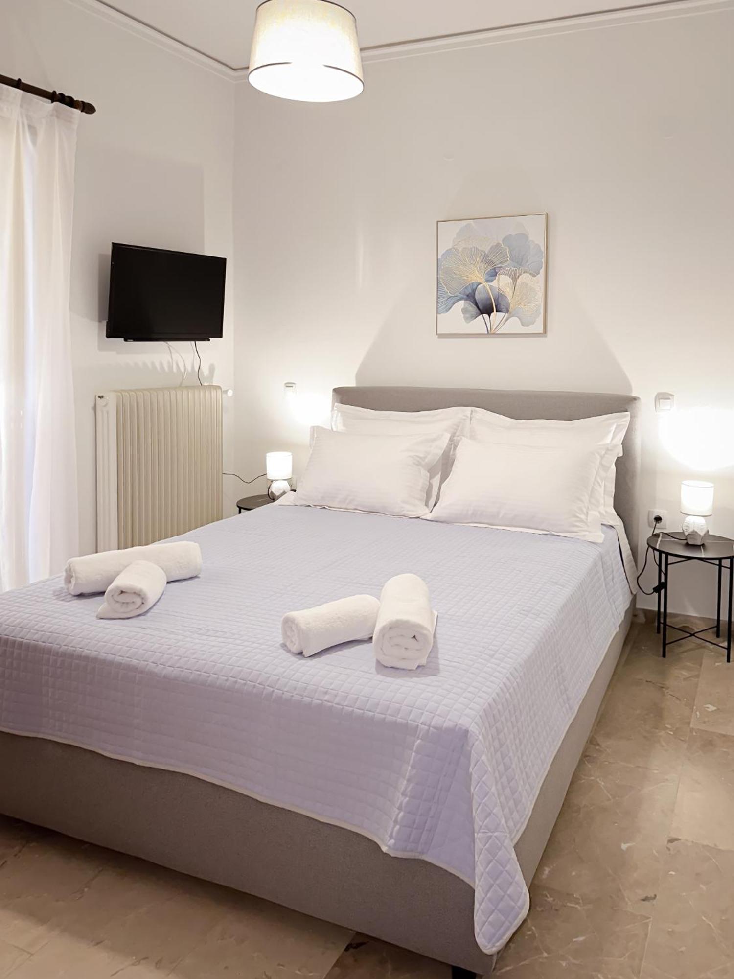 Blue Horizon, The Apartment Nafplio Bagian luar foto
